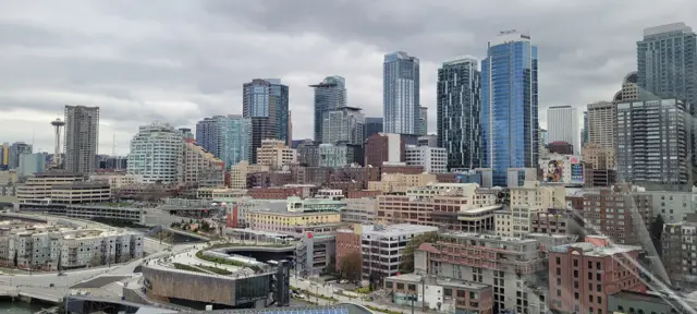 Seattle, Washington - Downtown Skyline